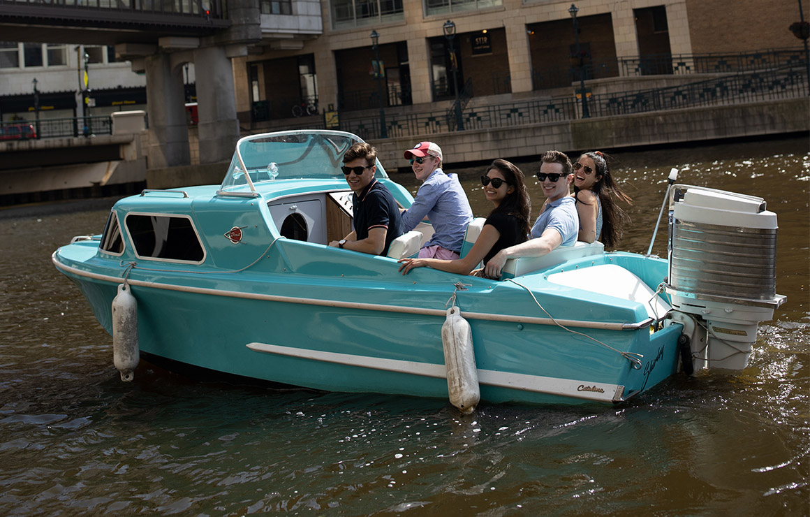 boat cruise milwaukee